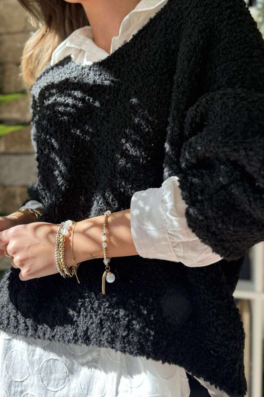 Hygge Boucle Slouch Knit Black 